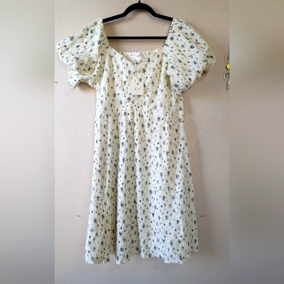 beryl Dresses & Skirts - BERYL Boutique Cottagecore Dress, Puff Sleeves, Ruched Bodice, Floral Print, XL